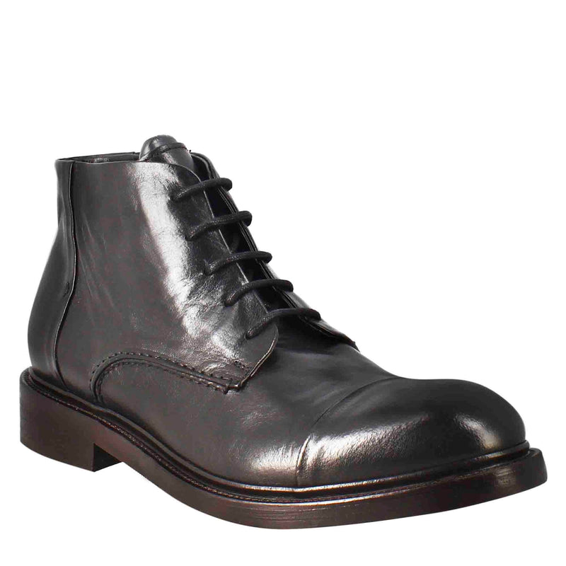 Handcrafted Leather Footwear